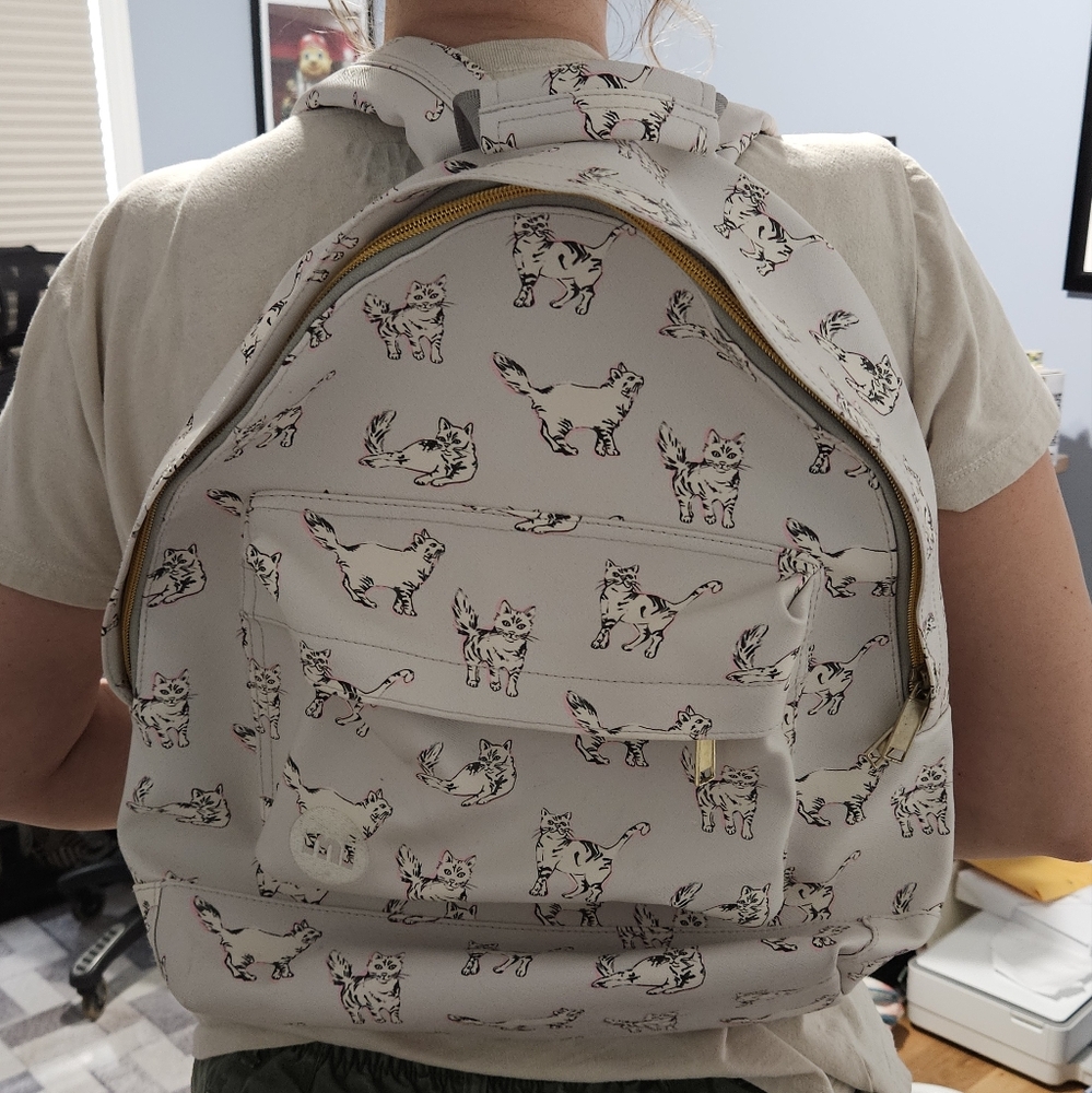 MiPac Cat Backpack - Picture 5 of 5
